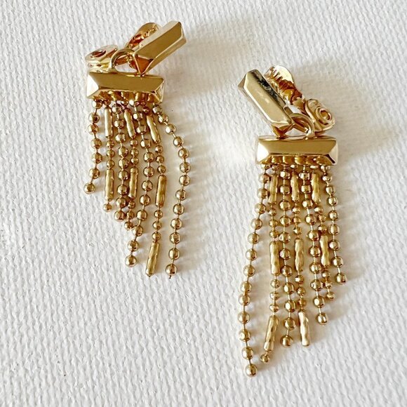 4/$25 Vintage NWH Gold Tone Tassel Clip on Earrings - Picture 2 of 3